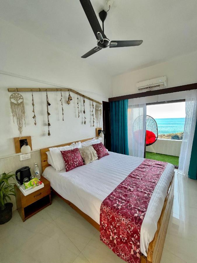 Hôtel Ats Goa à Arambol Extérieur photo