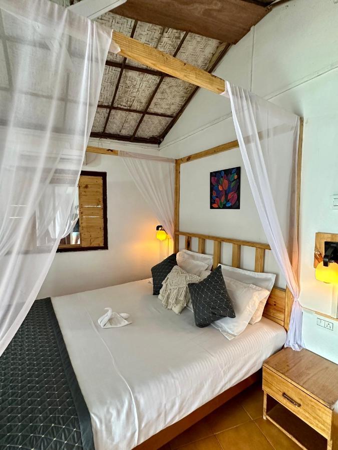 Hôtel Ats Goa à Arambol Extérieur photo