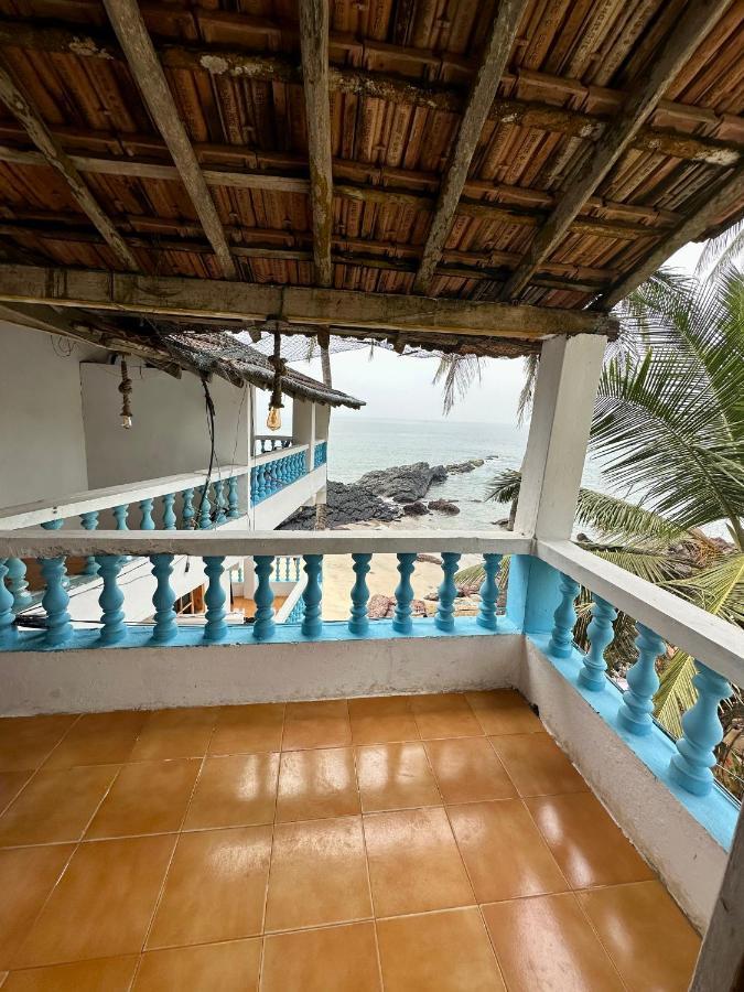 Hôtel Ats Goa à Arambol Extérieur photo