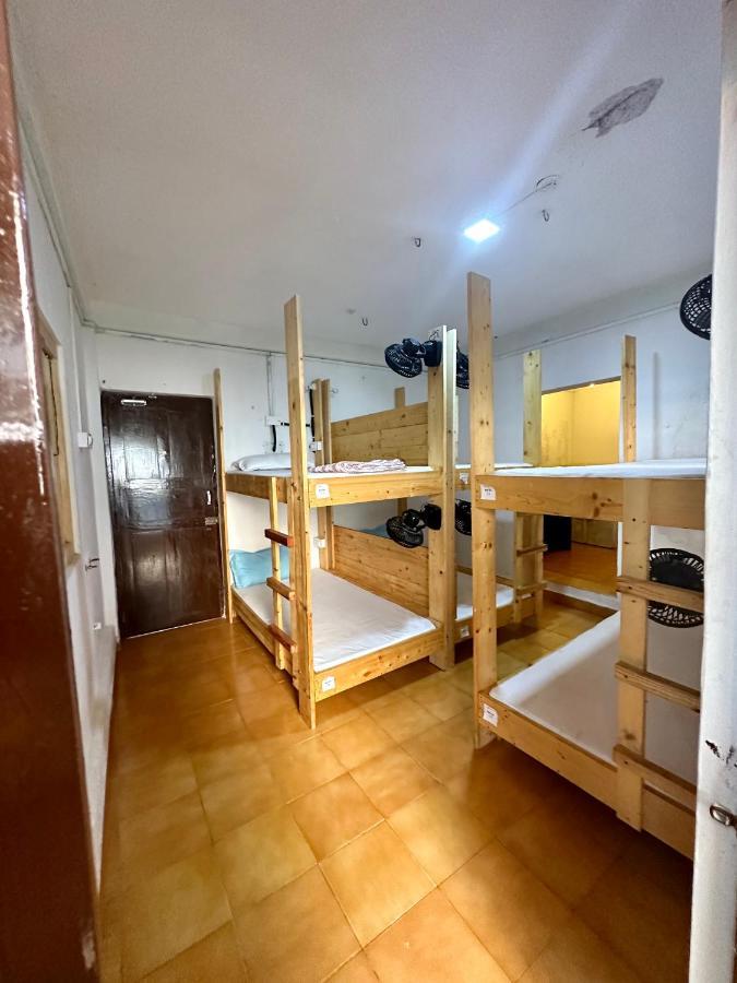 Hôtel Ats Goa à Arambol Extérieur photo