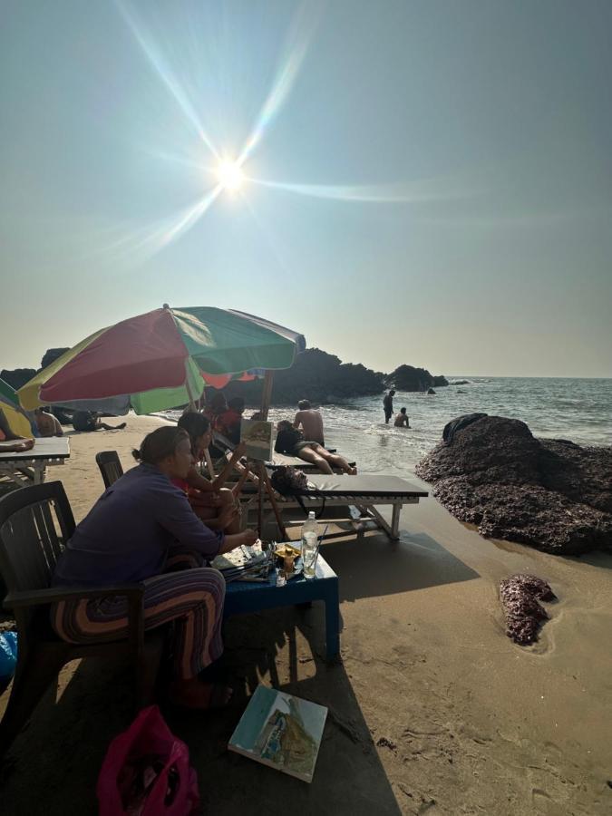 Hôtel Ats Goa à Arambol Extérieur photo